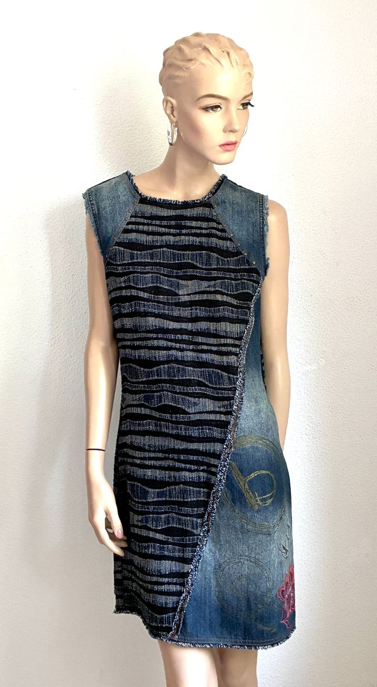 Desigual Vestiti: DESIGUAL Denim Kleid in Blau – Usato da Kloten venduto da Nephty 4