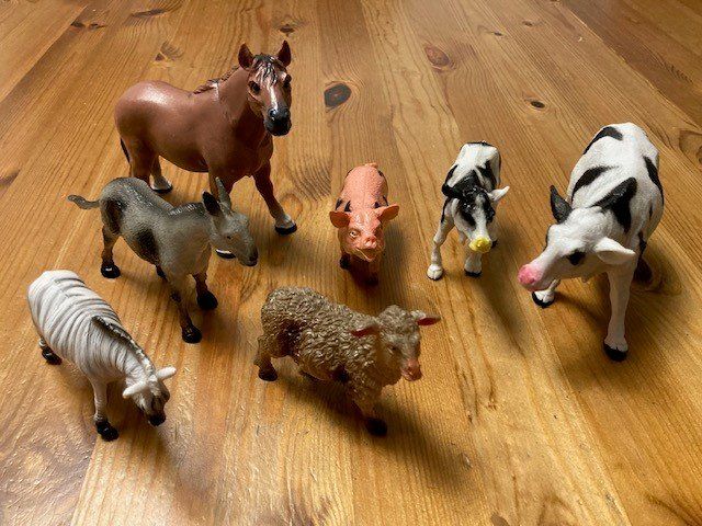 Spielzeuge: Bauernhof Tiere – Gebraucht aus Pratteln von DopplerGubser