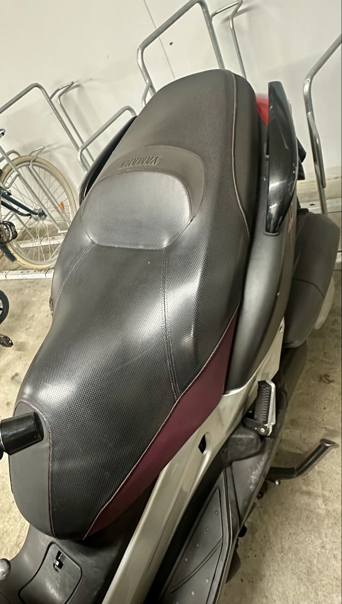 Yamaha Strada: Yamaha X-Max Scooter,250 – Usato da Chêne-Bourg venduto da zac_vv5x 2