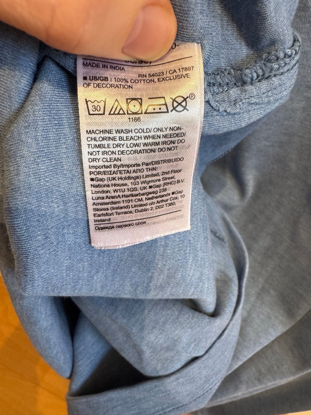 Banana Republic Polo-Shirts: Banana Republic Poloshirt Hellblau Gr. M – Gebraucht aus Berg am Irchel von Zweiti_Chance 2
