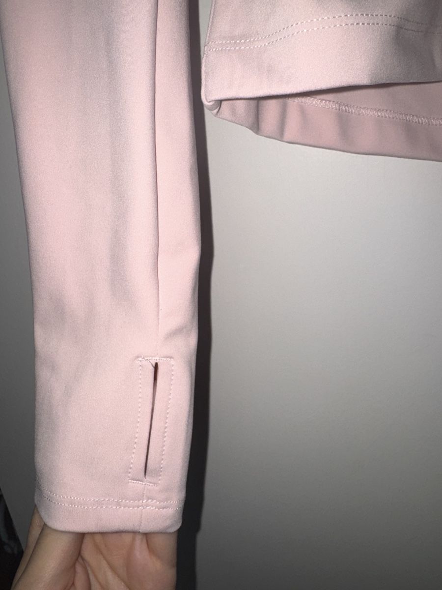 H&M Giacche: Sportjacke rosa – Usato da Männedorf venduto da mariadelrocioeberle 2