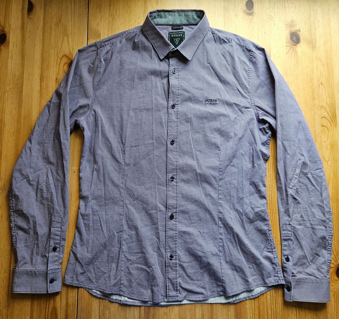 Guess Camicie: Hemd Guess Grösse L X-Slim fit – Usato da Hägglingen venduto da United-Village-Trade