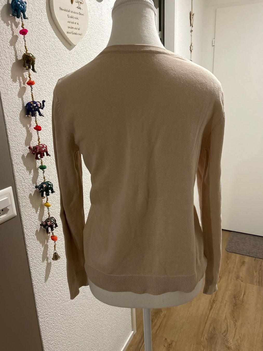 H&M Vestes: Jäckli beige von H&M – D'occasion à Brunnen par Nala2929 4