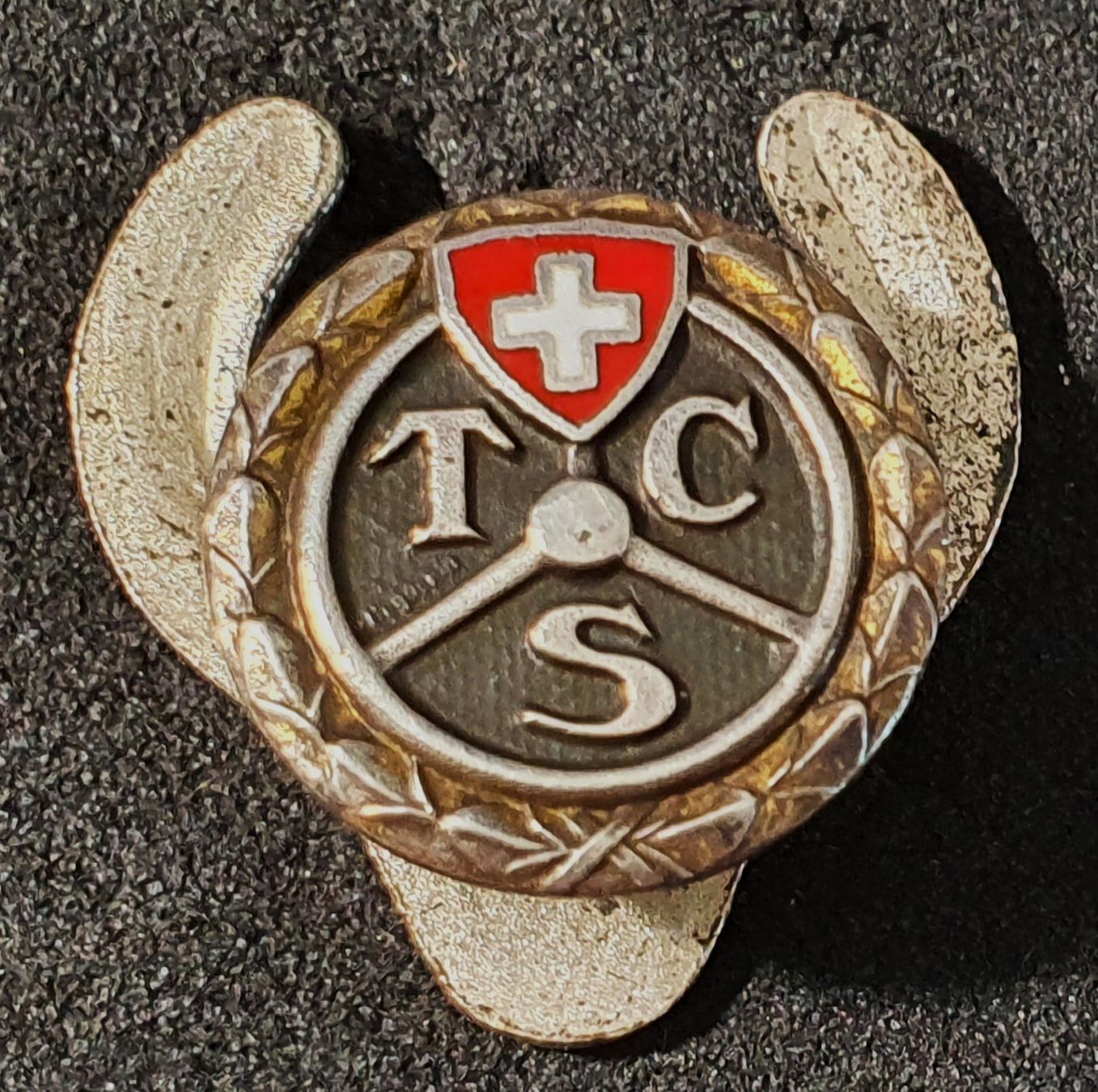 TCS Plaquettes & Badges: GG146 - Alter Reversknopf 925 Silber TCS – D'occasion à Reinach BL par Boston-Verkauf