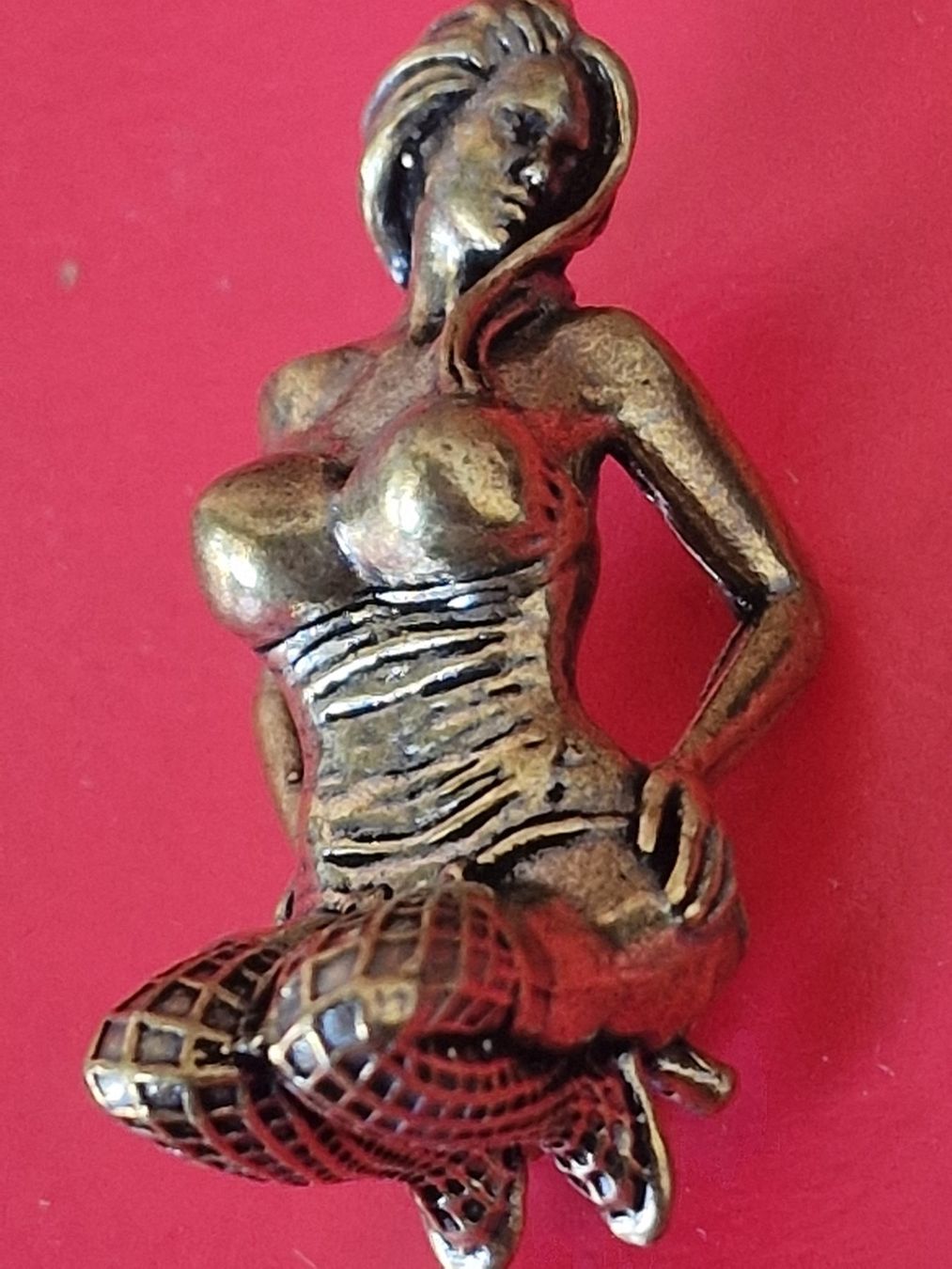Statuette: Sexy Frau Figur aus Messing – Nuovo (secondo la descrizione) da Uerkheim venduto da Kaufoption 2