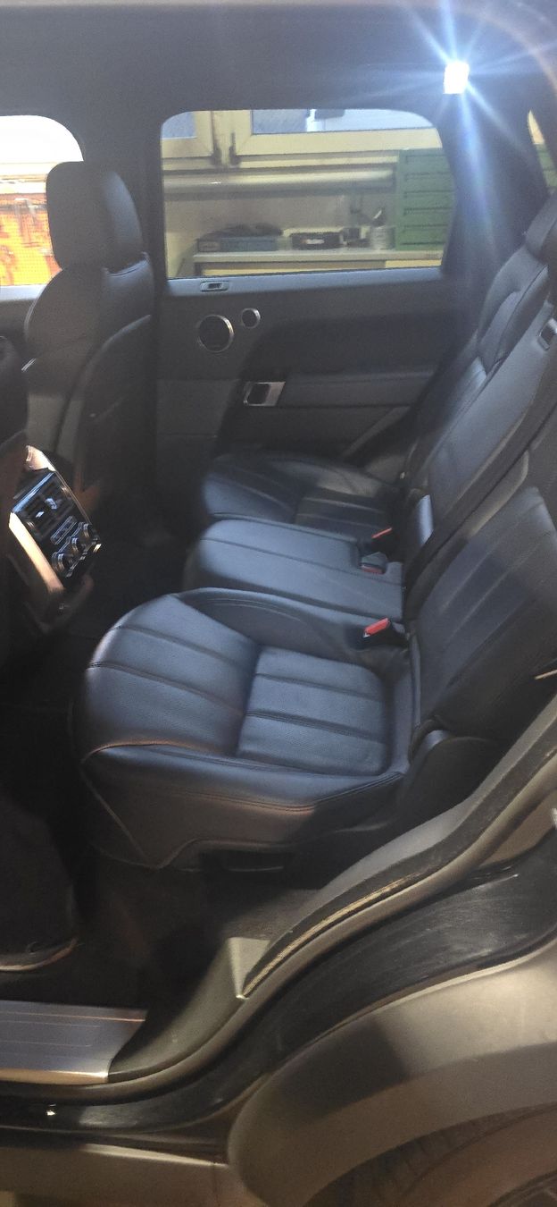 Land Rover Automobili: Range Rover Sport 4.4 V8 – Difettoso da bironico venduto da and_bz2w 4