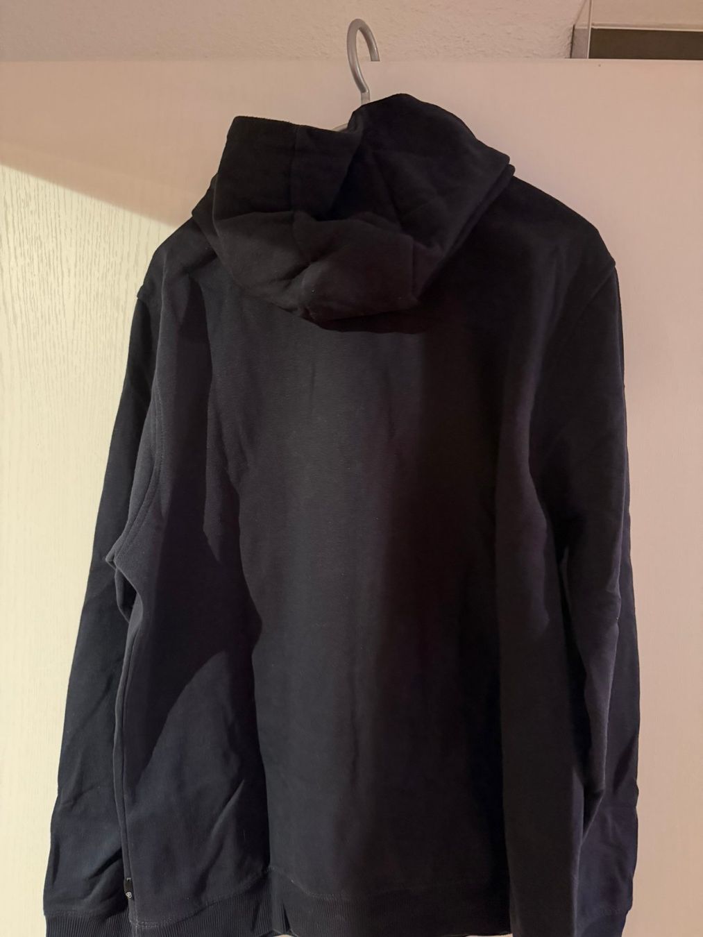 Pullover & Sweatshirts: EHC Kloten Hoodie L – Gebraucht aus Winkel von Studi66 2