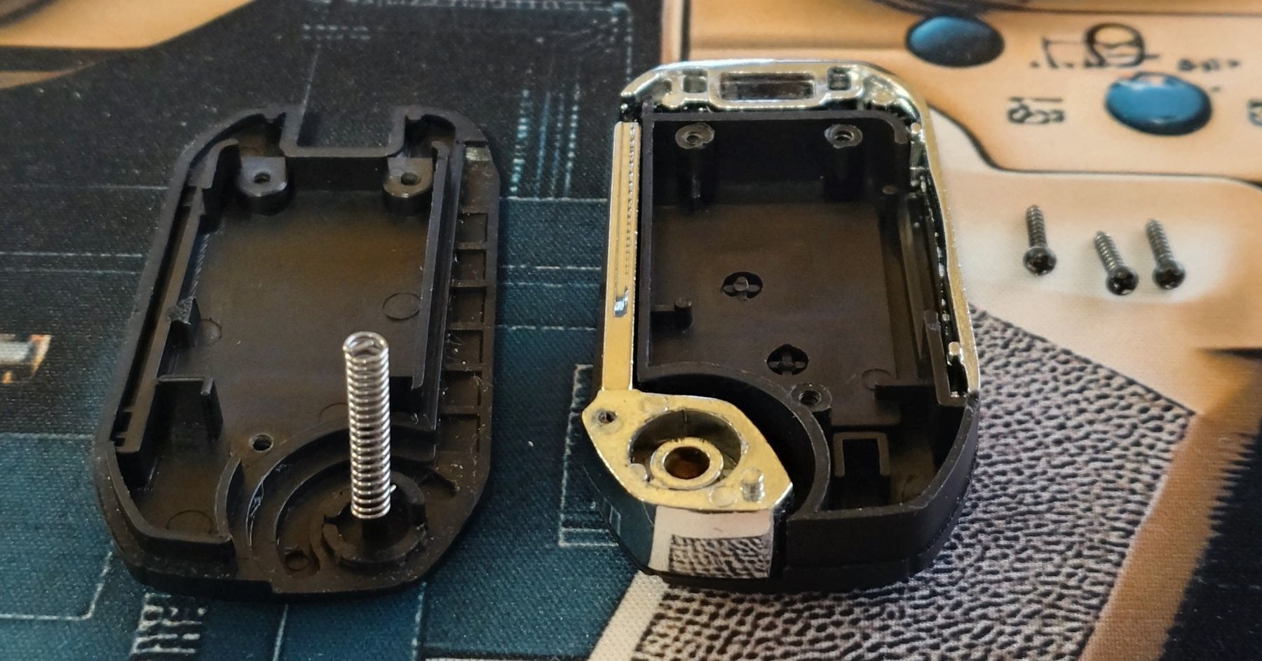 Chiavi: Autoschlüsselhülle mit Klappschlüssel! – Nuovo e nell'imballaggio originale da Ennetmoos venduto da Faders 5