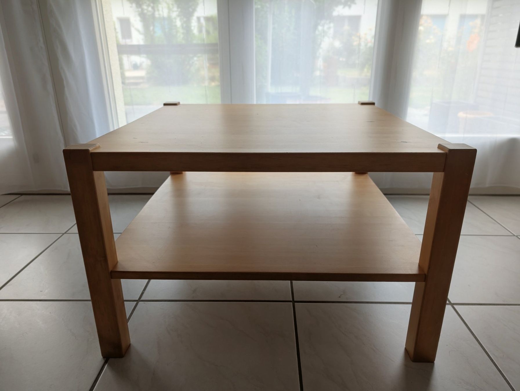 Tische: Couchtisch Holz mit 2 Ebene – Gebraucht aus Gümmenen von fpo_6jgn