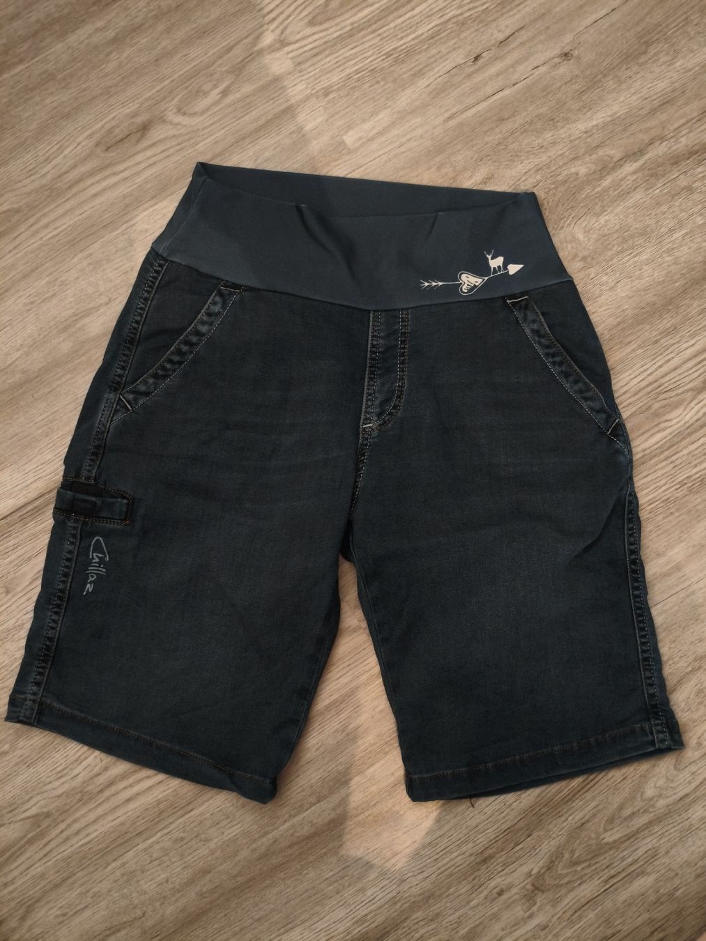 Chillaz Pantaloni: Shorts von Chillaz – Usato da Rüti ZH venduto da gho_77g2