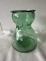 Retro Glas Vase in Grün für Hyazinthen, Vintage Stil.