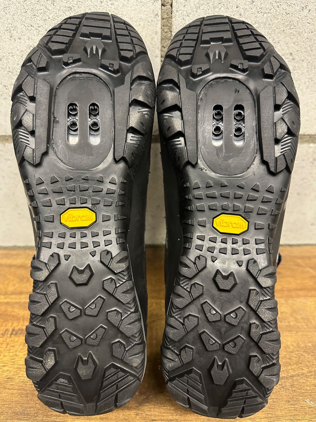 Specialized Herrenschuhe: Specialized Rime Elite MTB Schuh Gr. 43 – Neu und originalverpackt aus Wetzikon ZH von  3