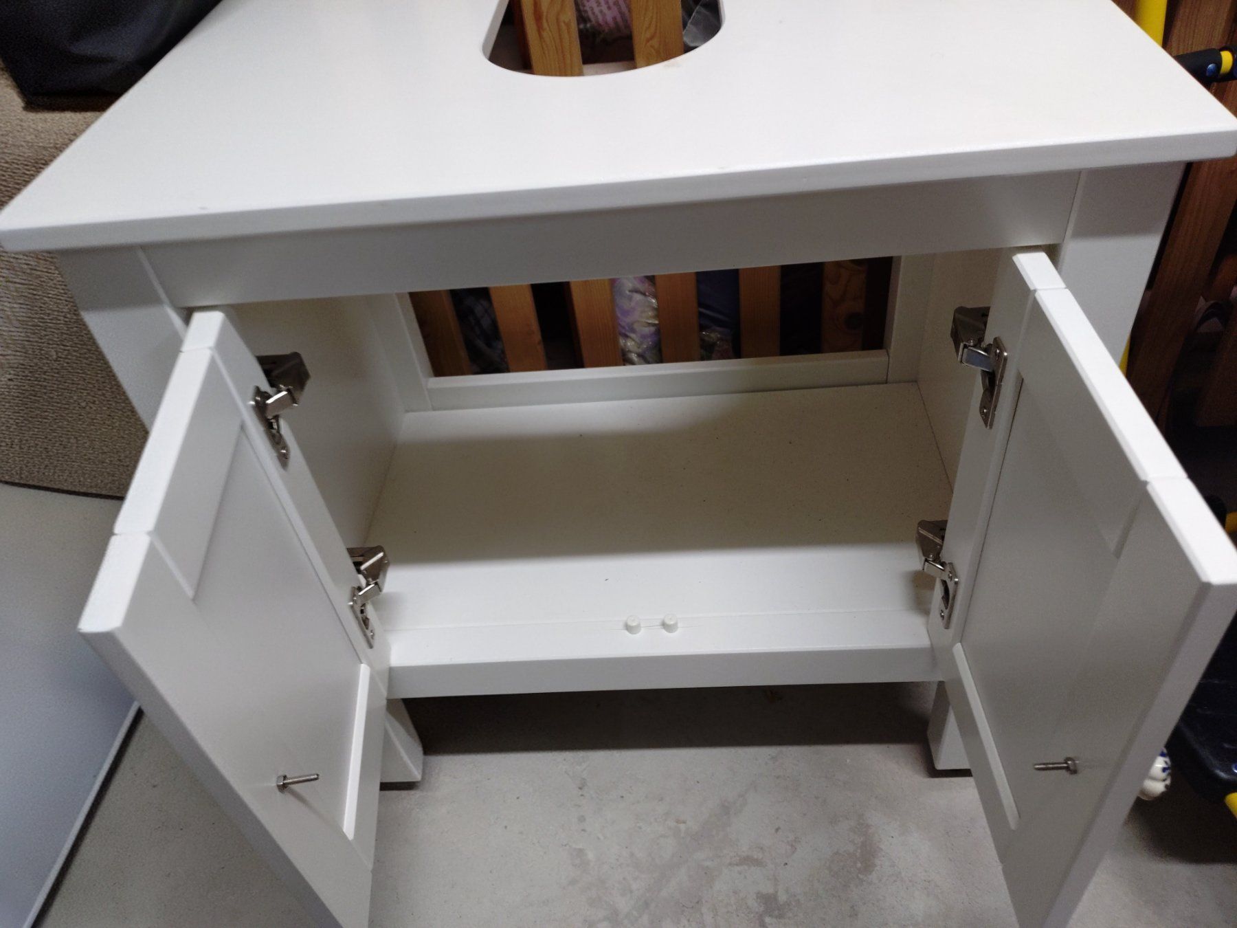 Ikea Installations & Meubles: Ikea HEMNES Waschbeckenunterschrank – D'occasion à Zürich par kak_9ssv 1