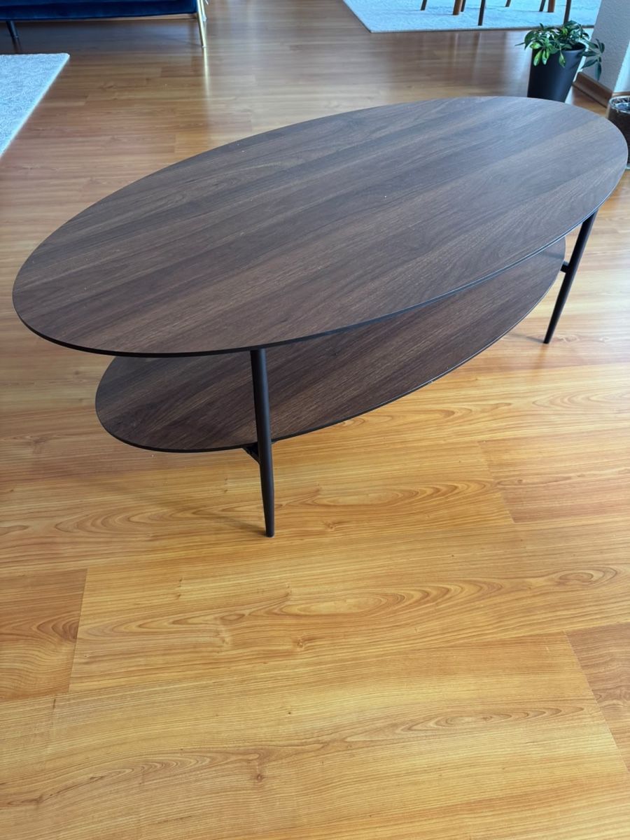 Tavoli: Ovaler Couchtisch mit Ablage – Usato da Zuchwil venduto da GiggaOffice 1
