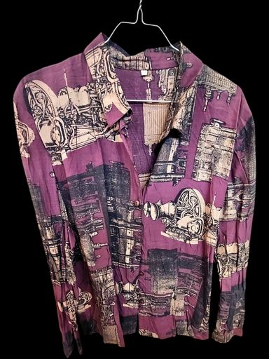 Hemden: Vintage Lila Grafikdruck Button-Down Hemd – Gebraucht aus Zug von vinokilo 1