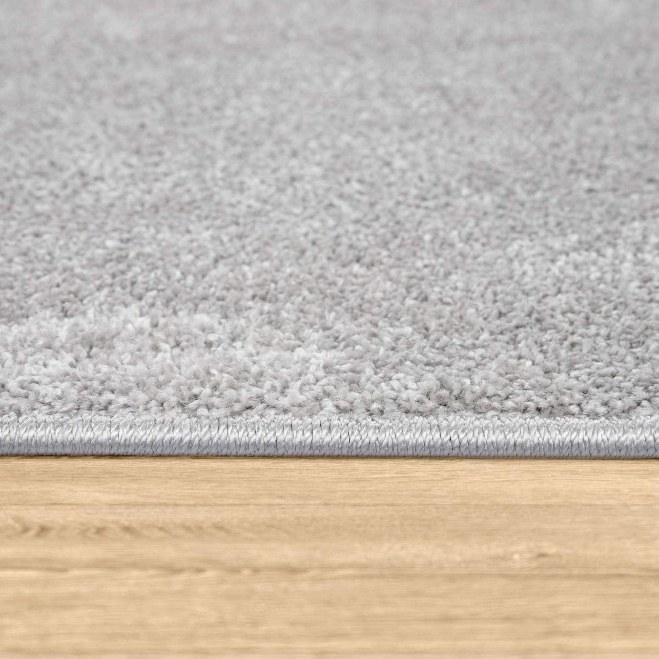 Teppiche: riesig!! Moderner Teppich Uni GRAU 200x280 cm NEU – Neu und originalverpackt aus Bern von Miraitrading 1