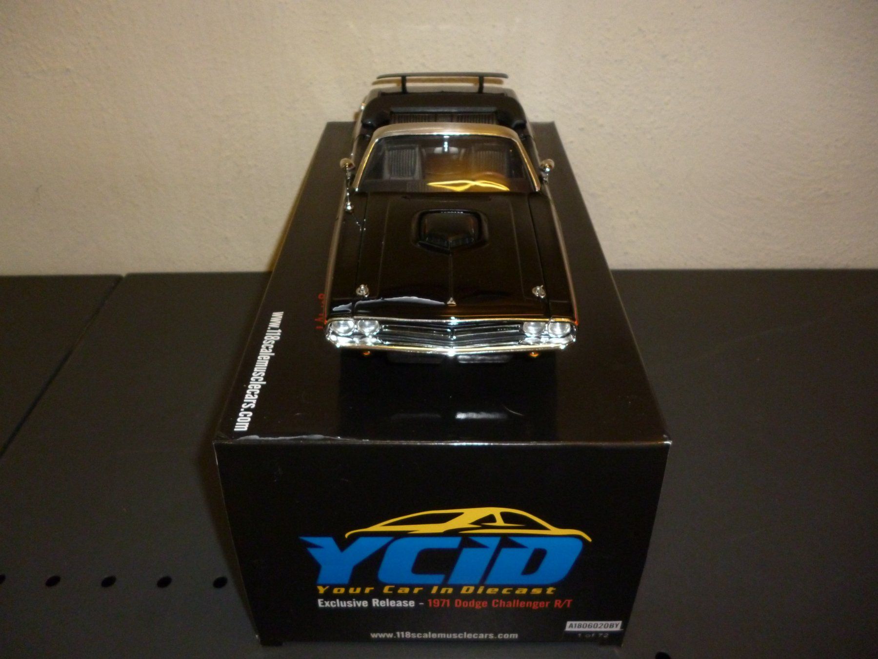 Dodge Modellautos: Dodge Challenger 71er 440 Six-Pack Conv. 1:18 YCID – Neu und originalverpackt aus Niederwil SG von Kaicorner03 2