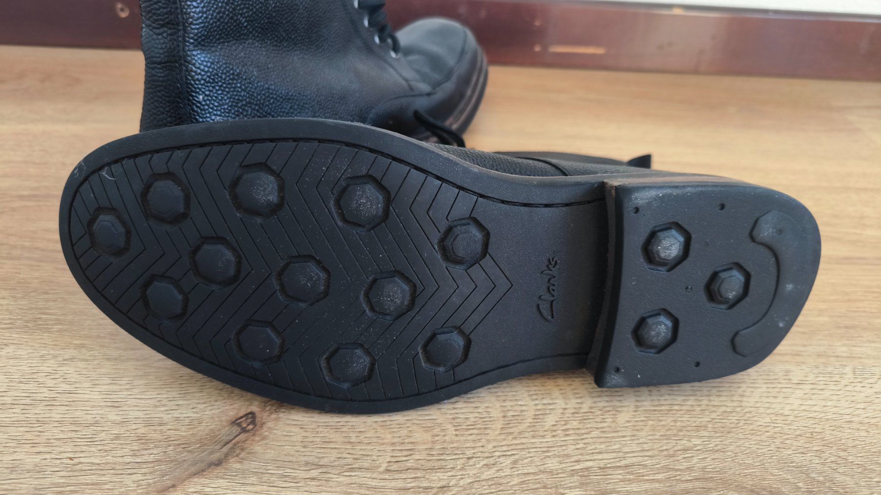 Clarks Scarpe da uomo: Clarks Schuhe 42 – Usato da Ebikon venduto da brombomboli 2