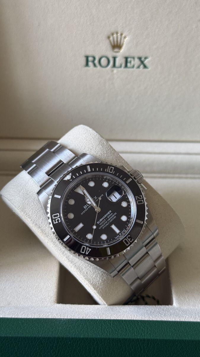 Rolex Uhren: Rolex Submariner Date 2025  – Gebraucht aus Abtwil SG von TIMECOLLECTOR 1