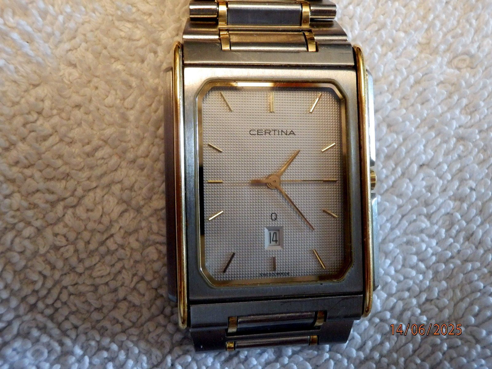 Certina Orologi: Certina, Quartz, Gehäuse + Armband mit Goldelemente, 27 x 37 – Usato da Ueberstorf venduto da dinbau 9