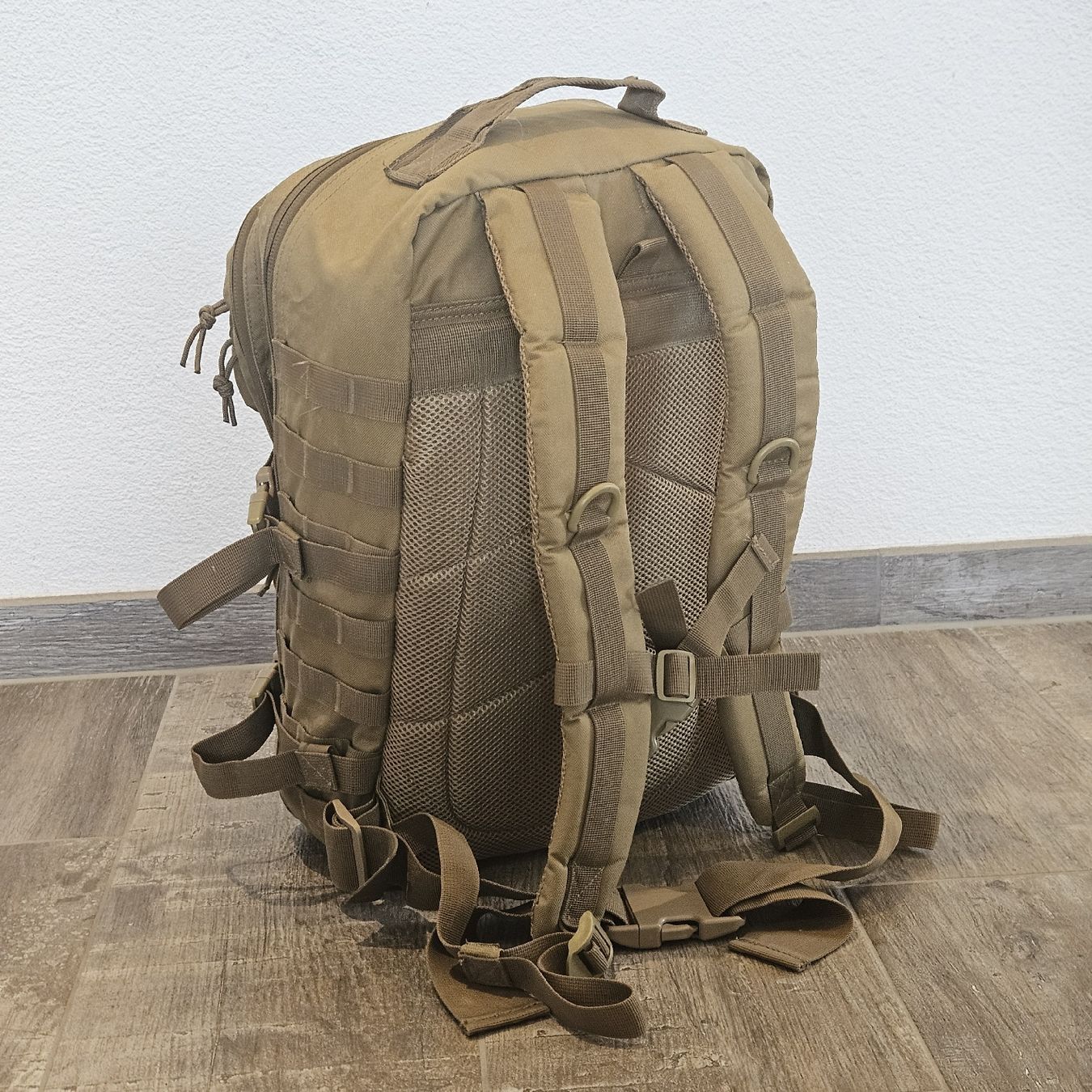 Zaini: Taktischer Rucksack, Farbe beige – Usato da Wettingen venduto da Christianv 2