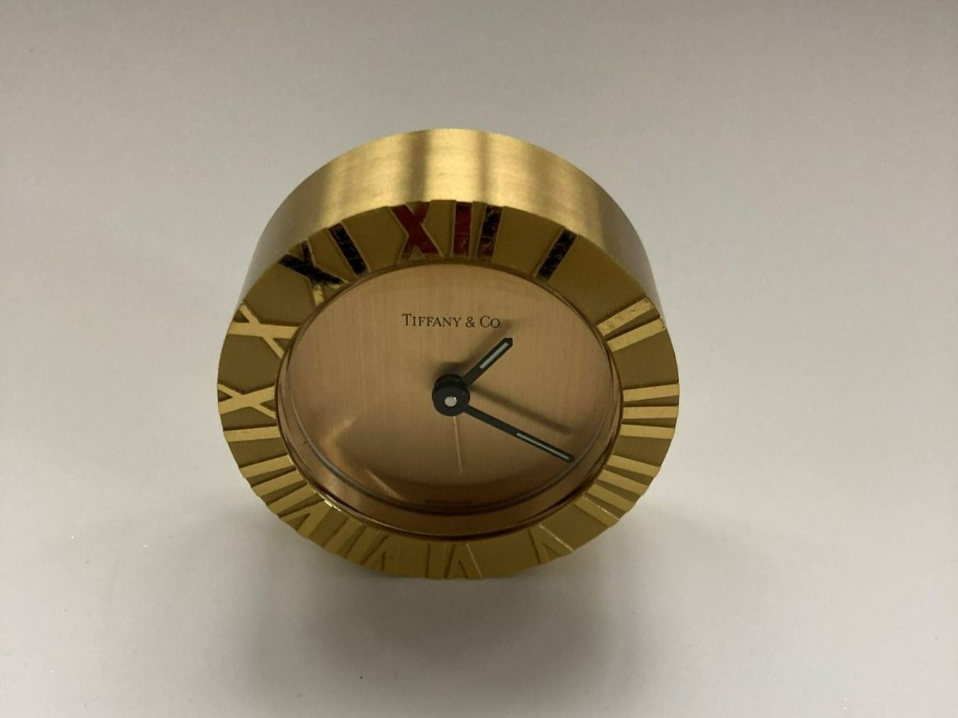 Wecker: Tischuhr / Wecker von Tiffany & Co. – Neu (gemäss Beschreibung) aus Andelfingen von bolino 1