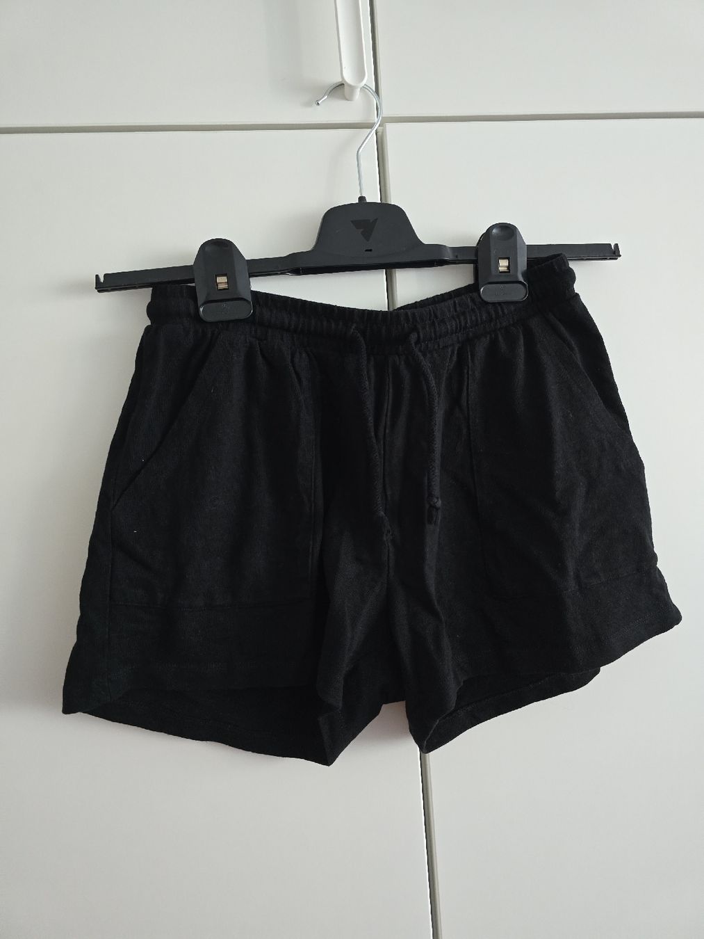 Monki Pantaloni: Monki Shorts - Grösse S – Nuovo (secondo la descrizione) da Rickenbach b. Wil venduto da Kth_v8
