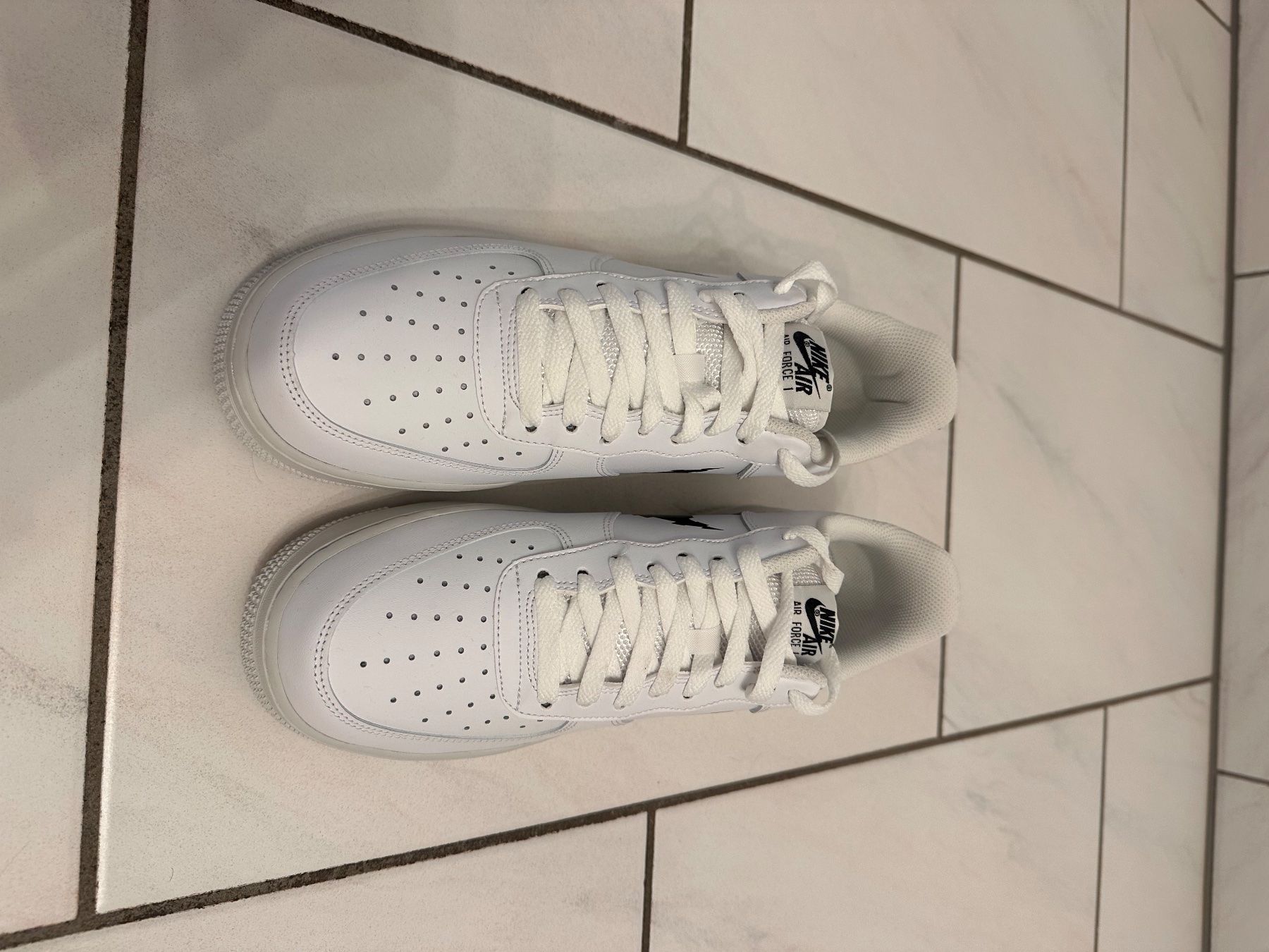 Nike Herrenschuhe: Nike Air Force One, EUR 43 – Neu und originalverpackt aus Uitikon Waldegg von verkaufgenie88 1