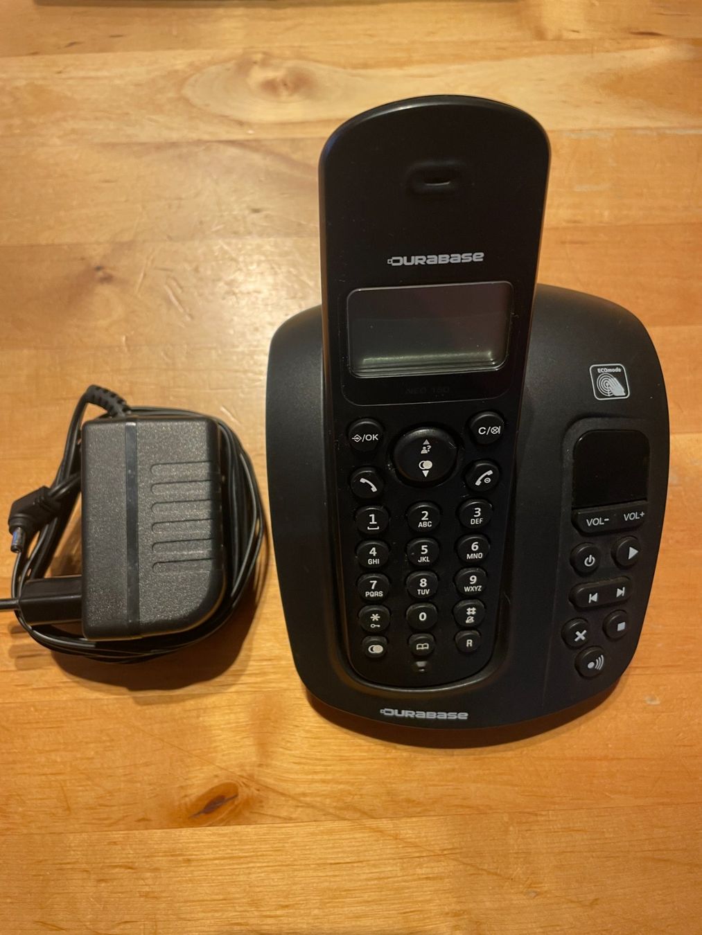 Telefoni: Durabase NEO 150 Schnurlostelefon DECT mit Anrufbeantworter – Usato da Glarus venduto da dashandlash
