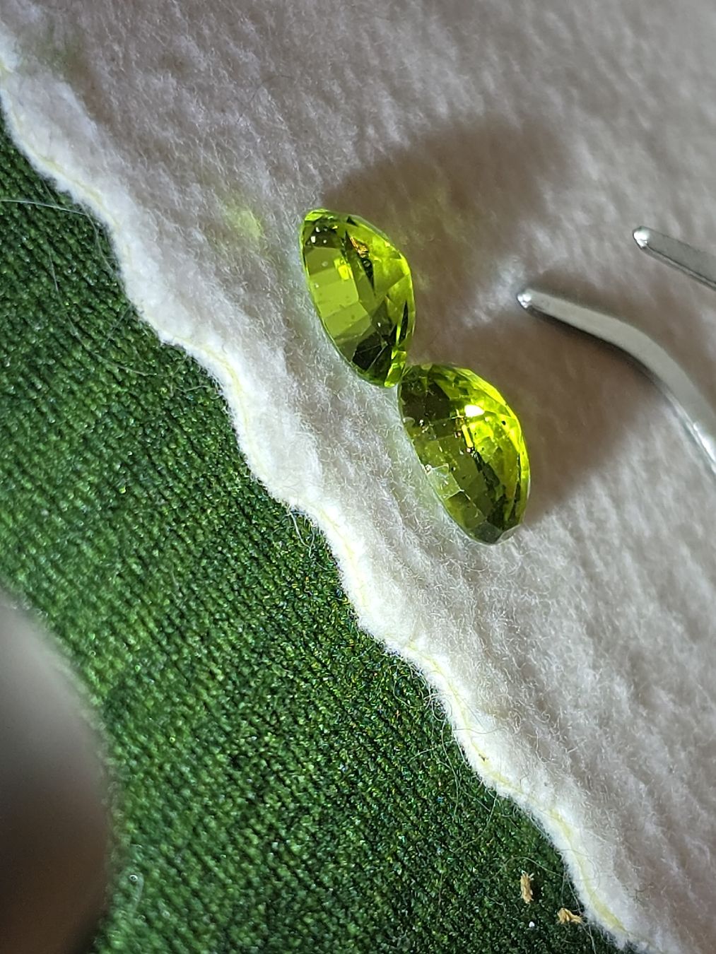 Pietre preziose: paire de Peridot 6.2ct – Usato da Carouge GE venduto da fra_sq8s 3