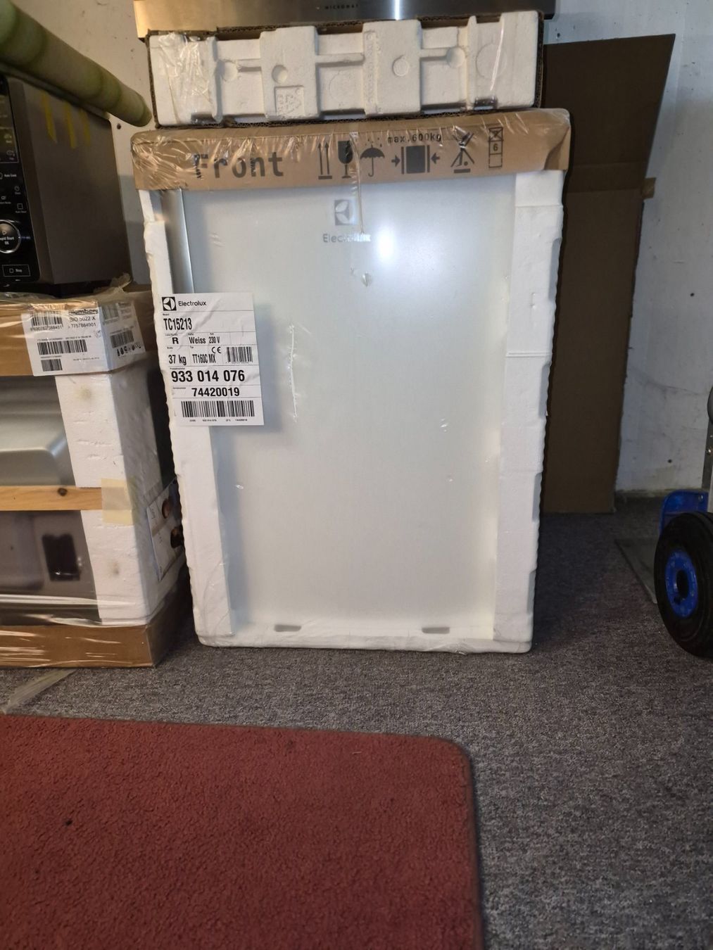 Electrolux Kühlschrank: Kühlschrank – Neu und originalverpackt aus Volketswil von lms63