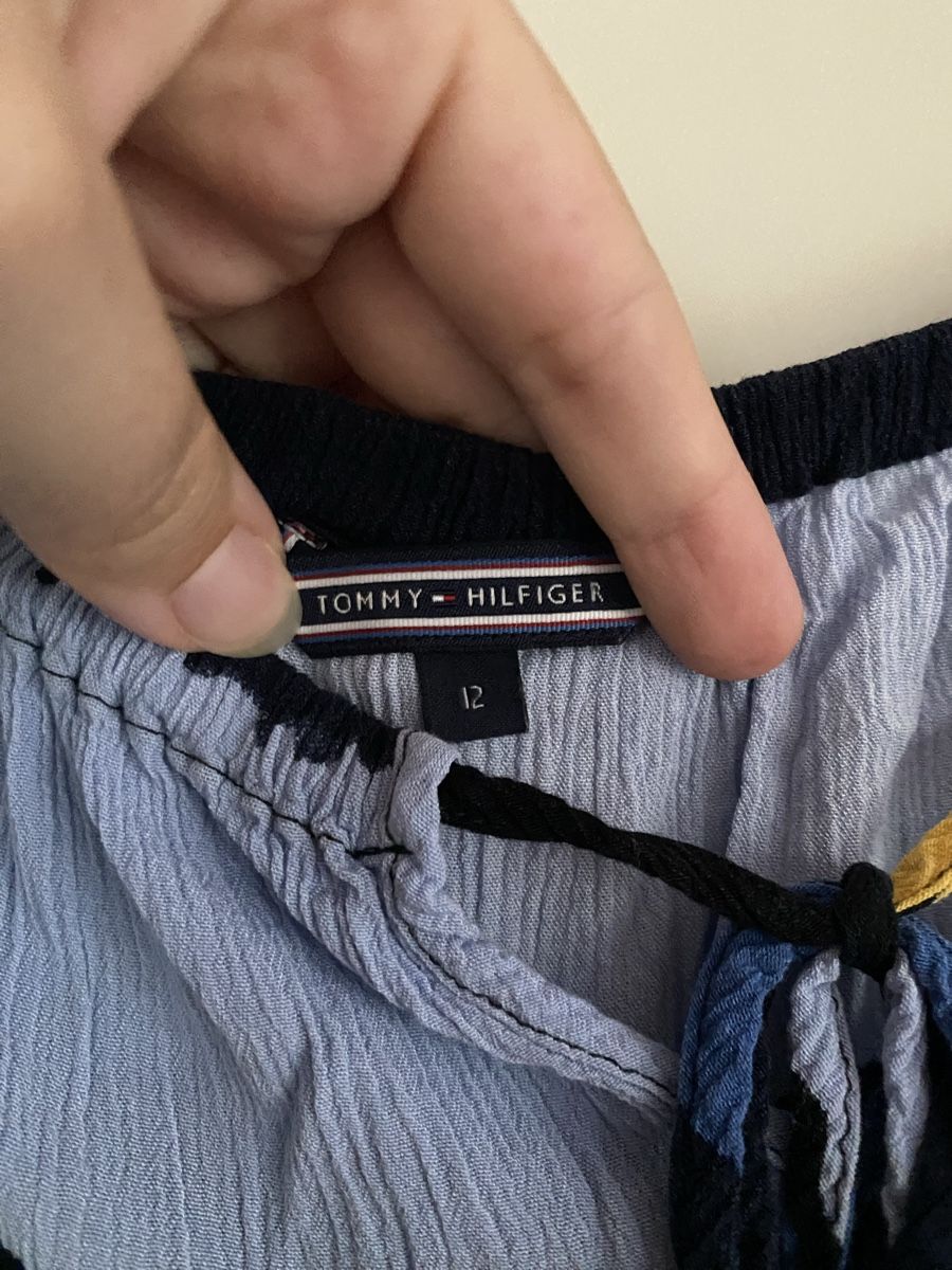 Tommy Hilfiger T-shirt: Tommy Hilfiger Oberteile – Usato da Hünenberg venduto da a.u.849 3