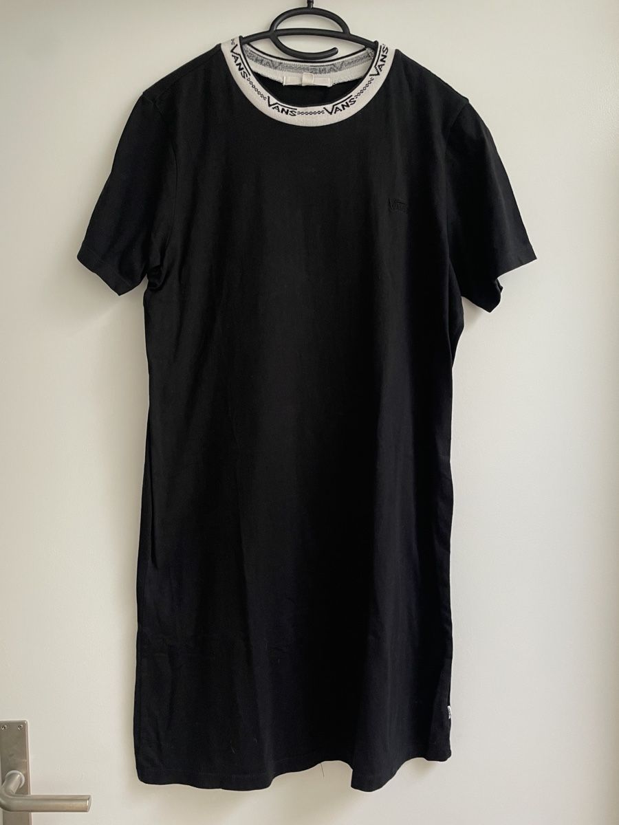 Vans Robes: Kleid Vans schwarz, Grösse M – D'occasion à Mauren par acht33null