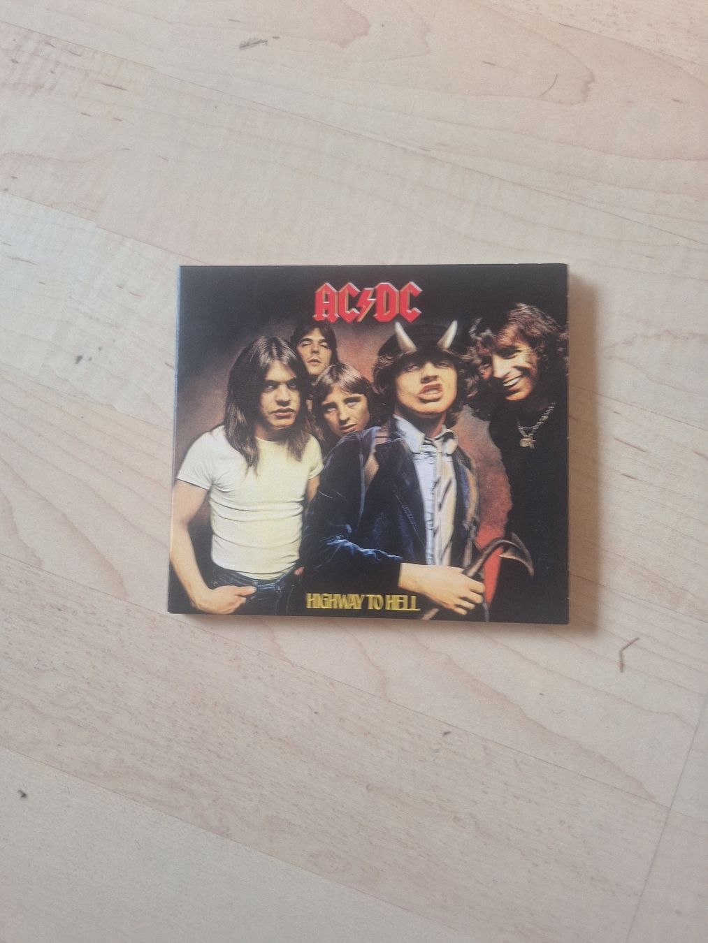 CD: AC/DC - Highway to Hell CD Klassiker Rock – Usato da Altwis venduto da urs_2q5c