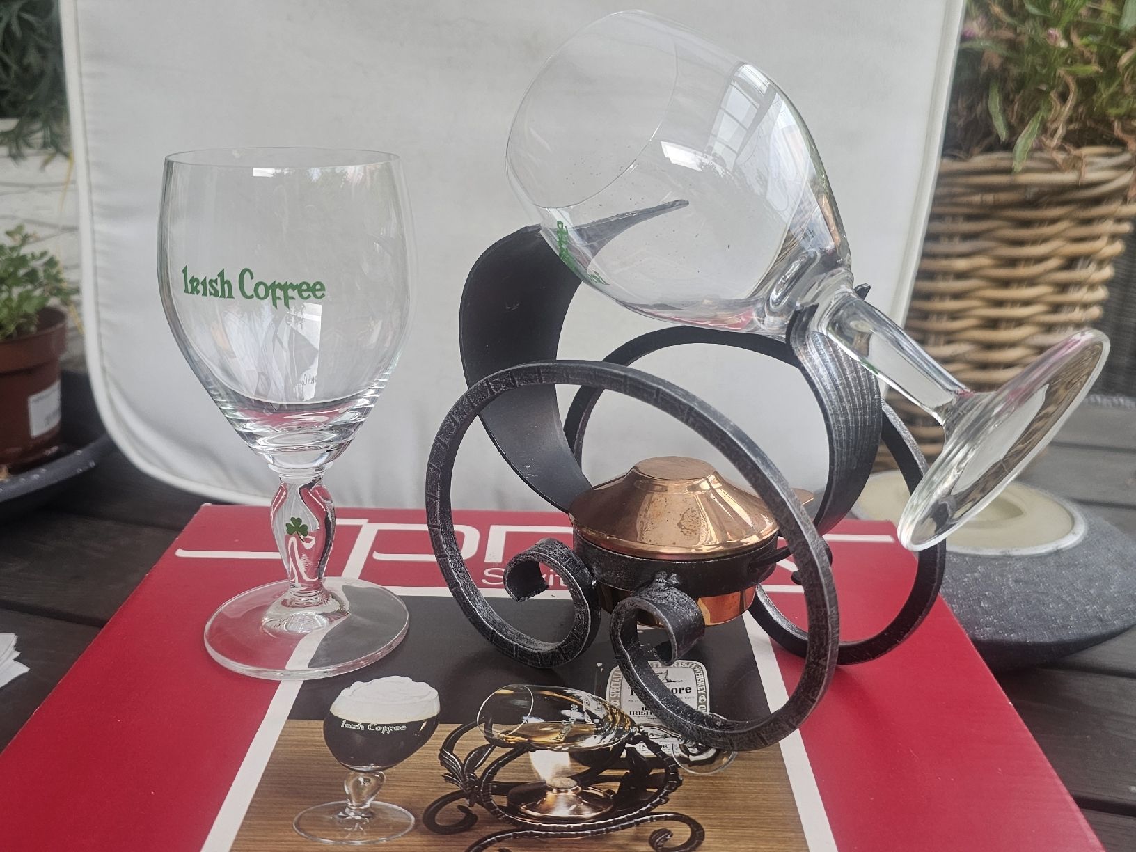 Set di piatti: Irish Coffee Set (Vintage) mit Brenner – Usato da Hausen am Albis venduto da kal_l6hm 1