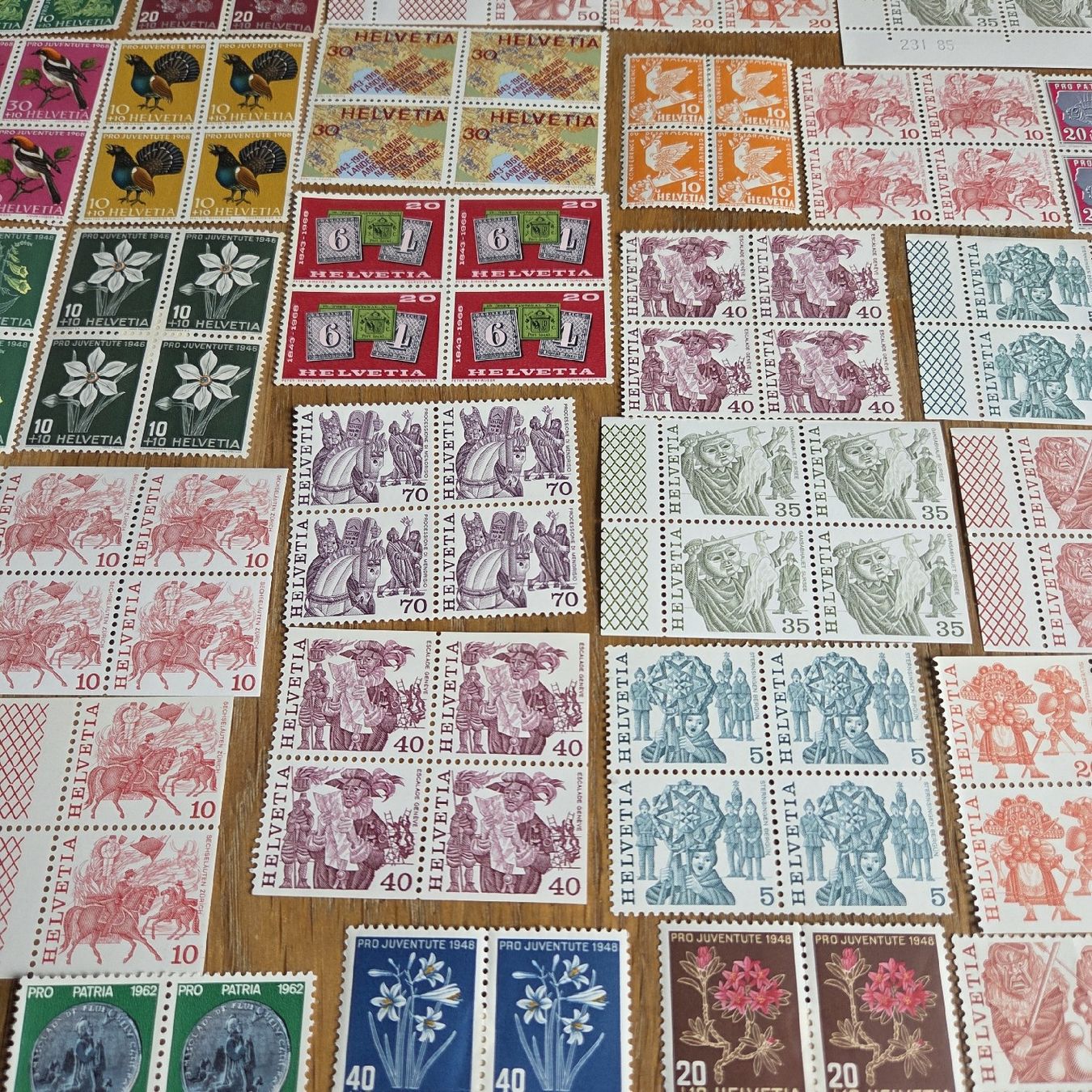 Tutti i francobolli: Postfrische 4er Blöcke Briefmarken CH – Usato da Stans venduto da Ducati16 8