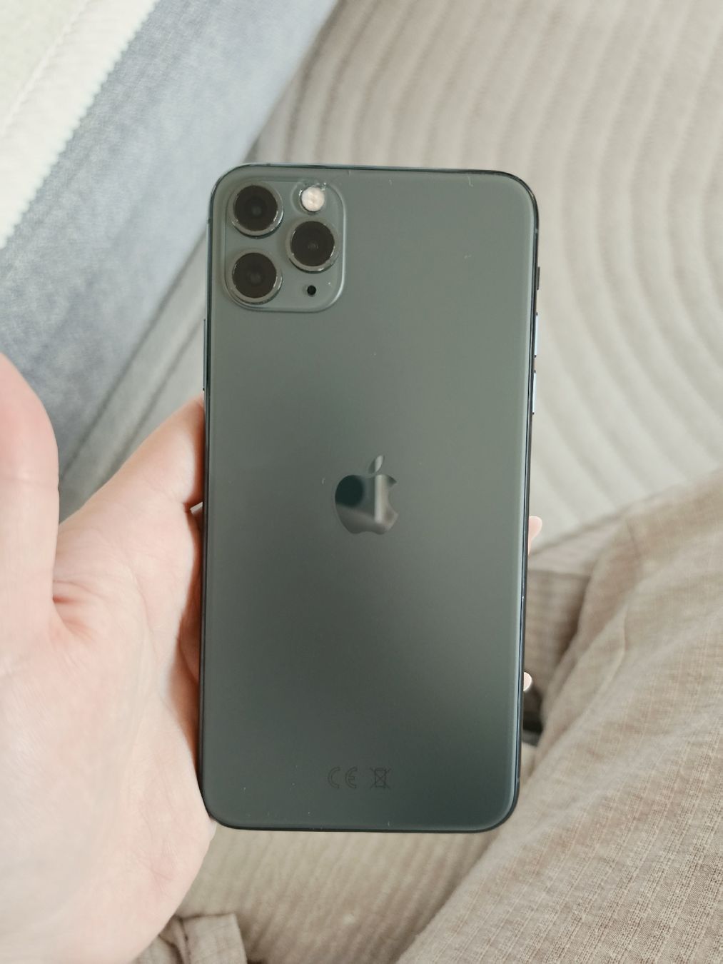 Apple Telefoni cellulari / Smartphones: iPhone 11 Pro Max – Usato da Herznach venduto da _minions 2