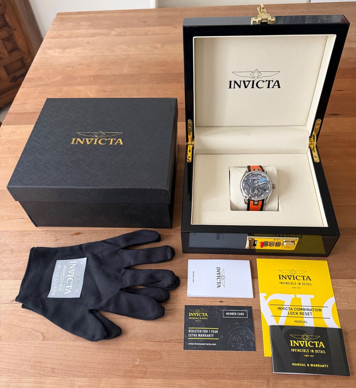 Invicta Orologi: INVICTA CELESTIAL Automatic 44mm VP CHF 1‘059.- NEU – Nuovo e nell'imballaggio originale da Embrach venduto da watchstuff 2