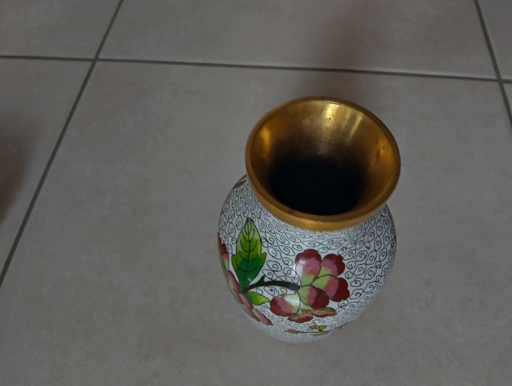 Vasi & Recipienti: Schöne Chinesische Emaille Vase. – Usato da  venduto da  4