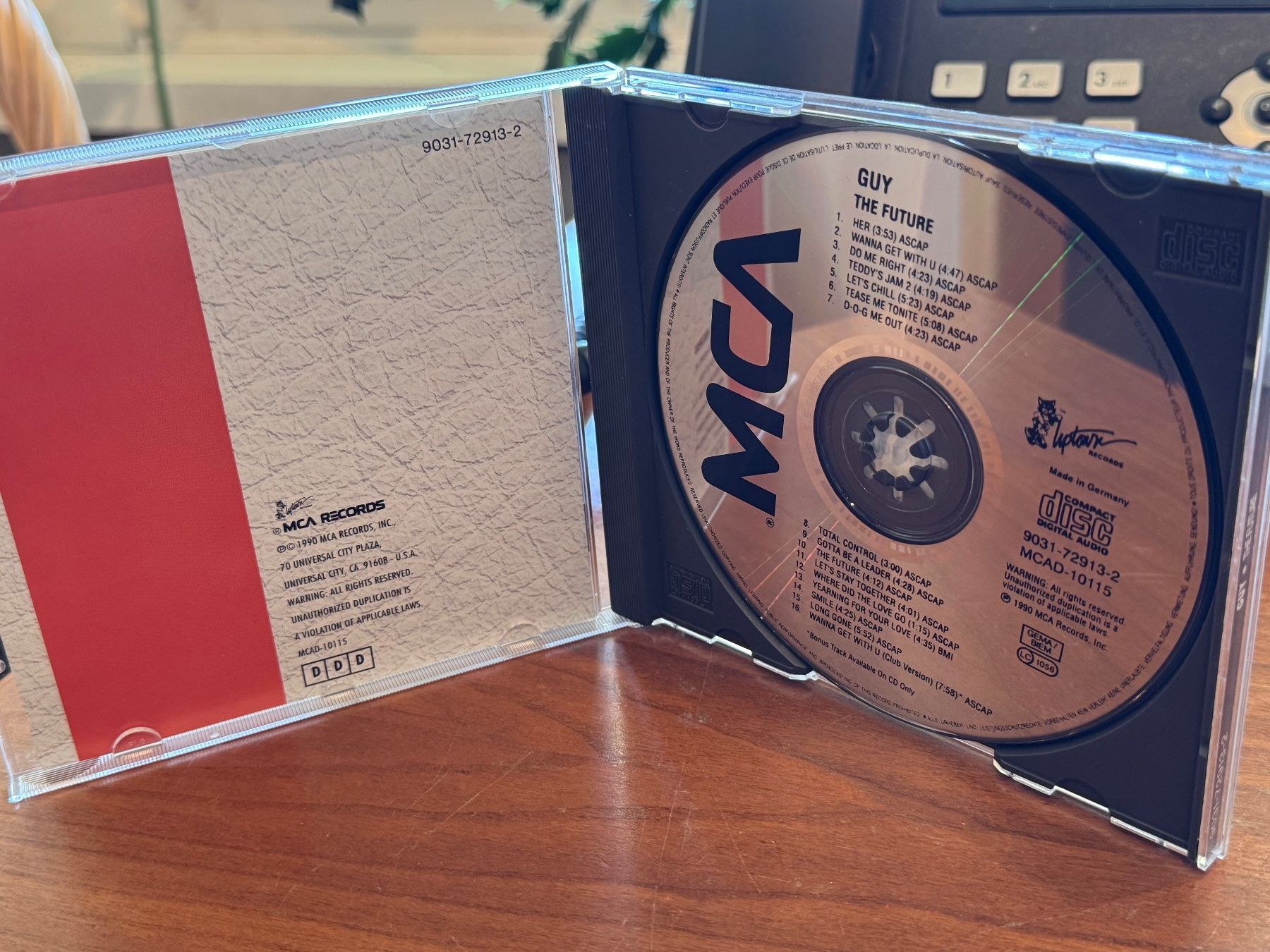 CD: Guy - The Future - SRA05C – Usato da Küsnacht ZH venduto da pdproject 2