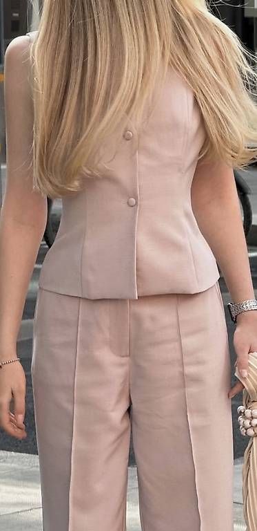 Lotti di vestiti: Suit set  – Usato da Genève venduto da eka_c9sf 1