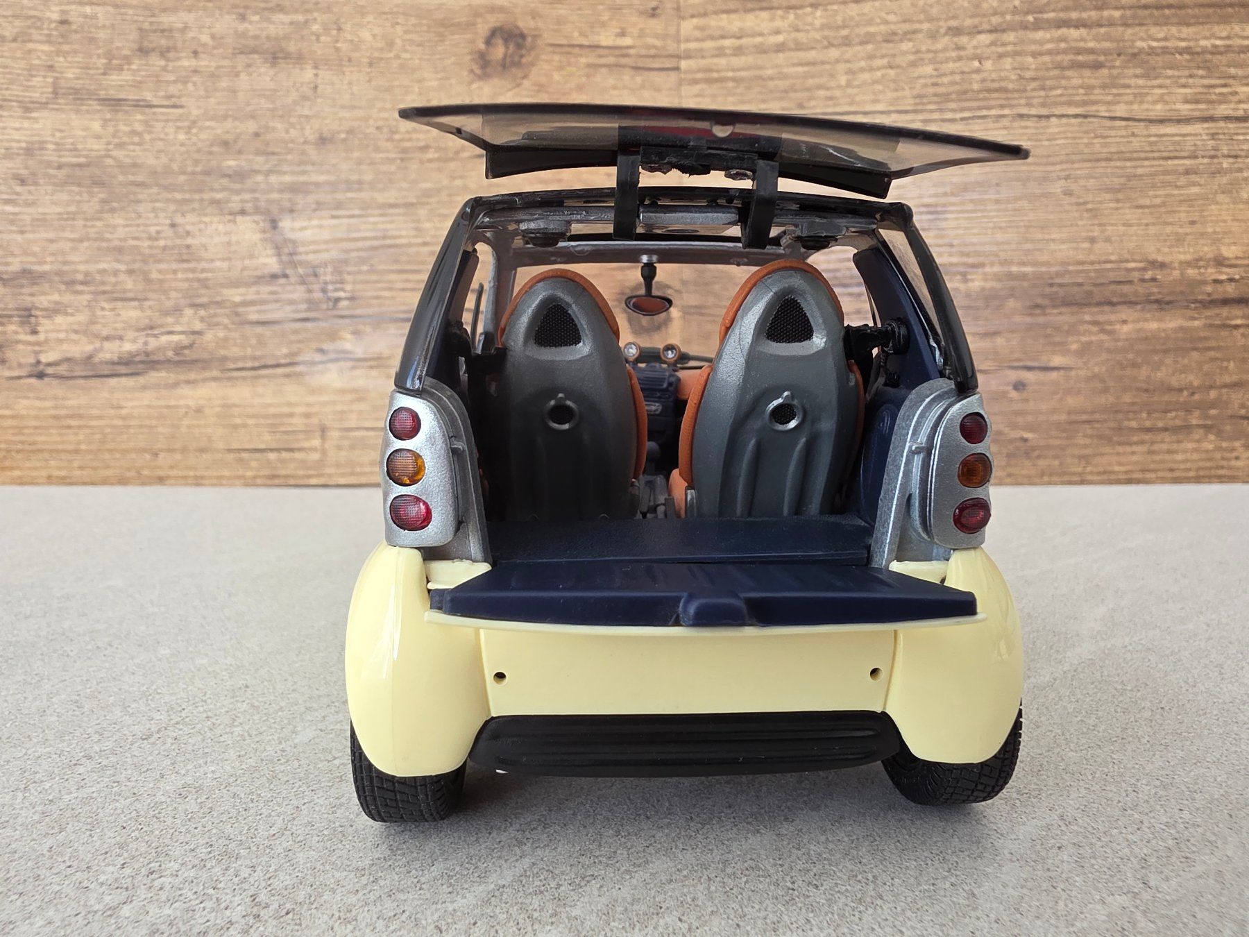 Smart Modellini d'auto: SMART City-Coupe 1/18. Maisto – Usato da Kaiseraugst venduto da Haubitz60 7