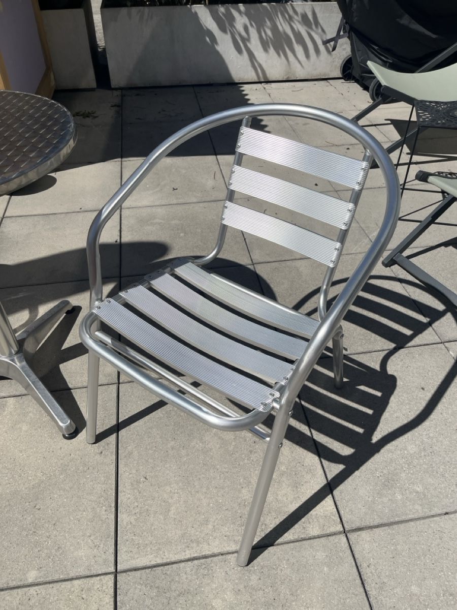 Set de table et chaises: Set bistro aluminium – D'occasion à Bernex par san_rh7s 1