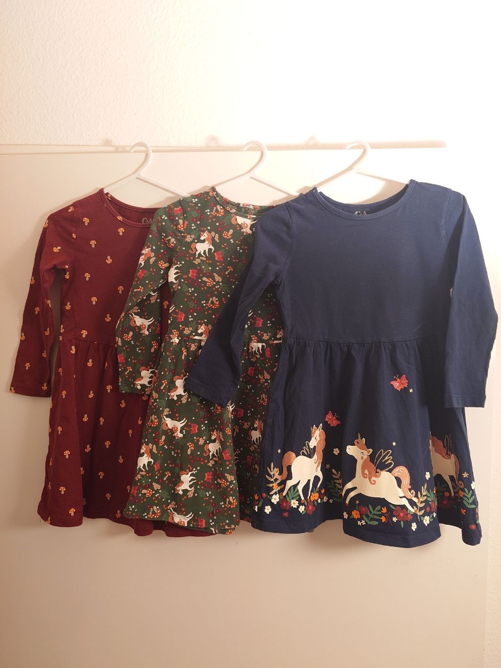 Ensembles coordonnés: 3er Set Mädchen Kleider, Grösse 104 – Neuf (Voir description) à Uster par snowy_6