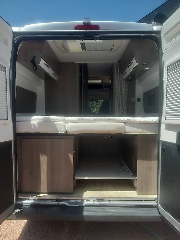 Véhicules de camping: Pilote V600 G Automatik  – D'occasion à Cadenazzo par Zioeddy9 8