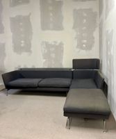 Vitra Suita Sofa, dunkelgrau modulares Ecksofa mit Ablage