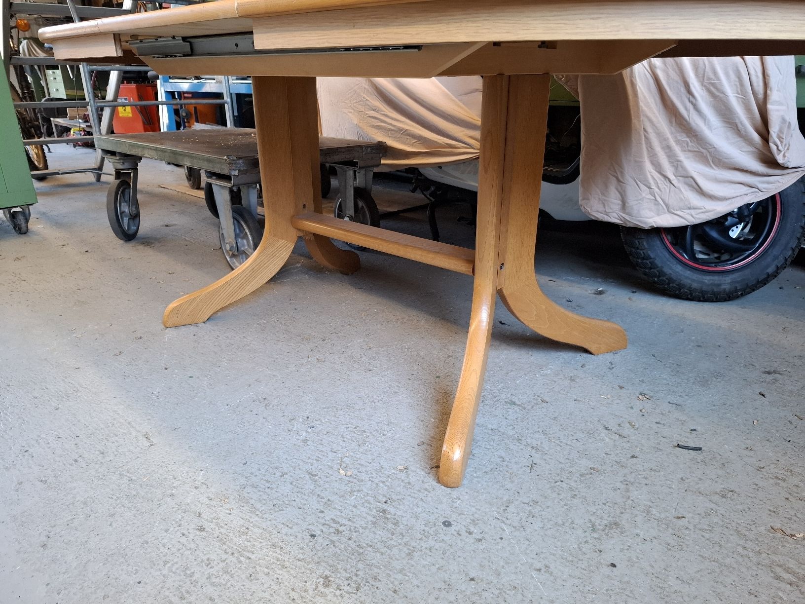 Tables: Esstisch – D'occasion à Neukirch (Egnach) par Mart6 2
