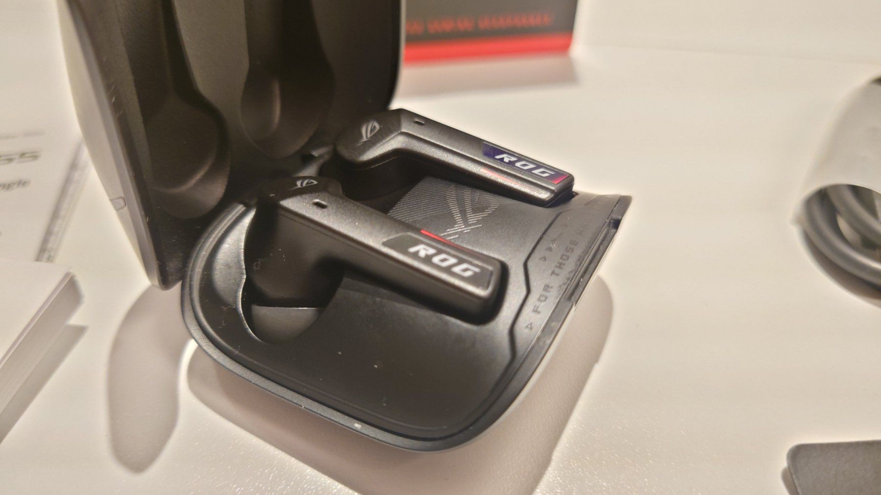 Kopfhörer: ROG Cetra SpeedNova True Wireless 2.4Ghz Gaming Earbuds – Gebraucht aus Volketswil von thedmo_seller 2