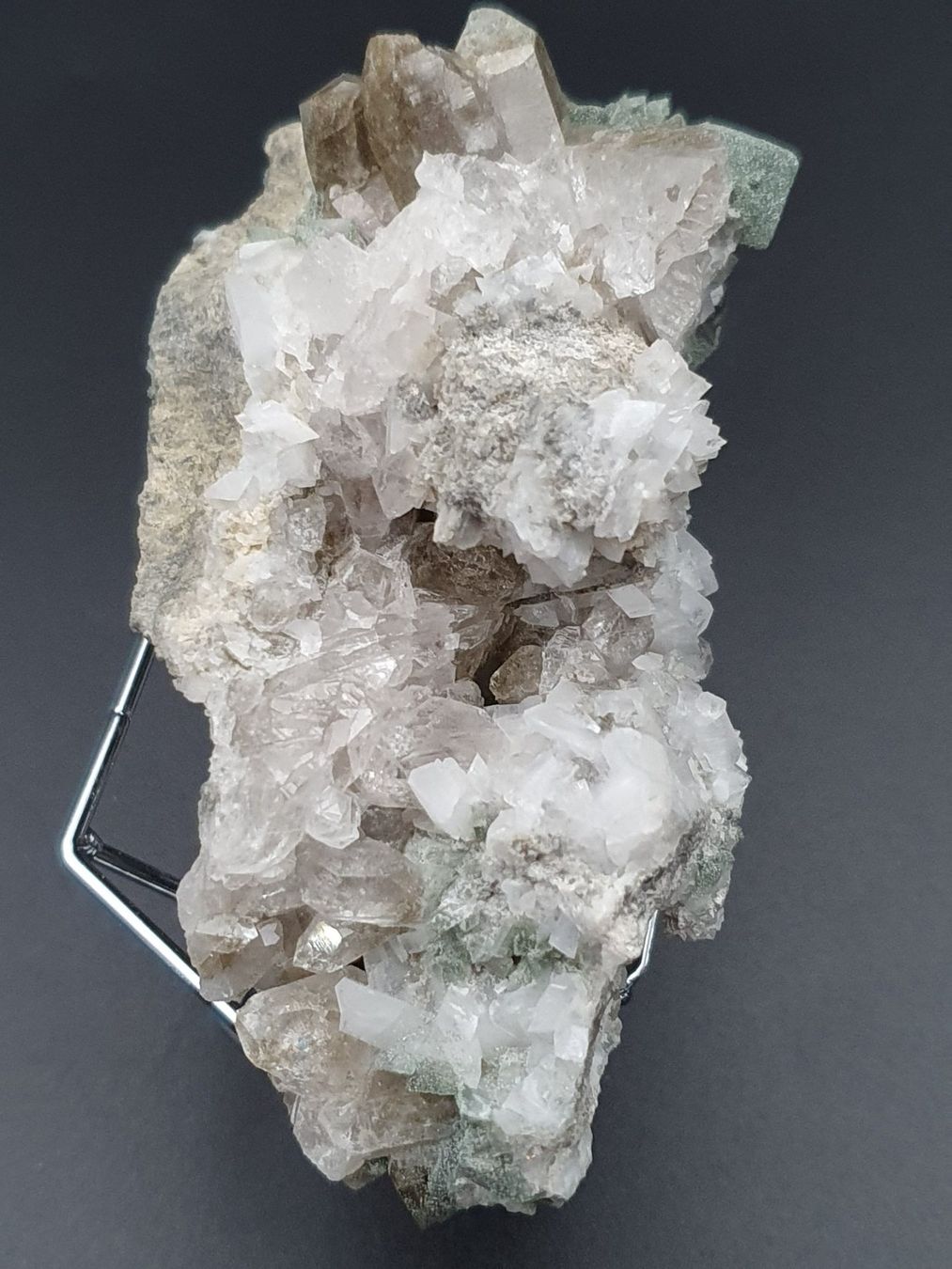 Minerali & Pietre curative: Adular, Bergkristall und Phantomquarz – Nuovo (secondo la descrizione) da Holderbank SO venduto da swiss-minerals