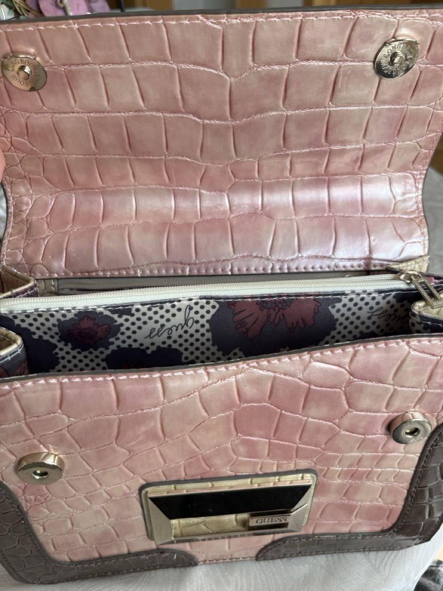 Guess Borse: Guess Vintage Tasche Y2K – Usato da Sargans venduto da ser_pl58 3